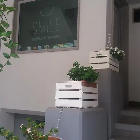 Smile Отель типа 